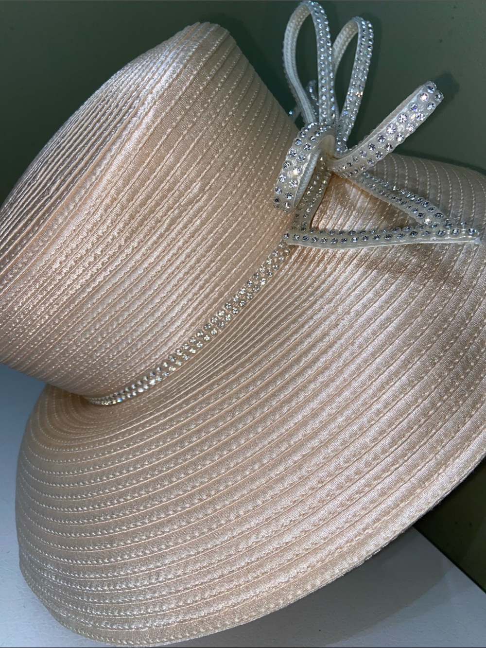 Gorgeous Dress Hat / Church Hat by Donna Vinci